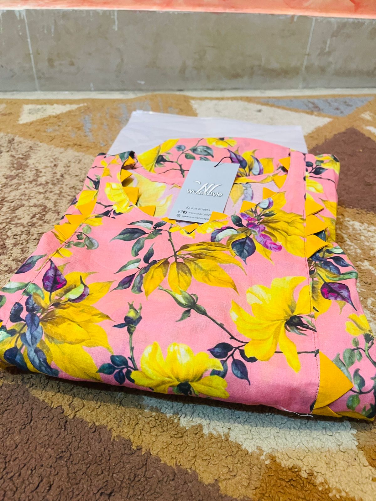 Chic Harmony – Floral 2-Piece Set