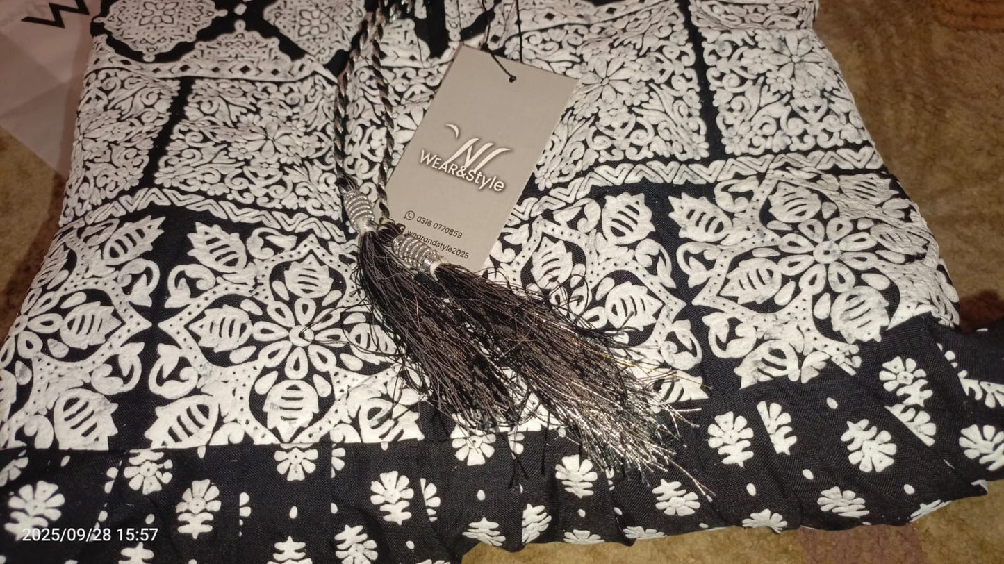 Black end White paste printed long-sleeve Frok