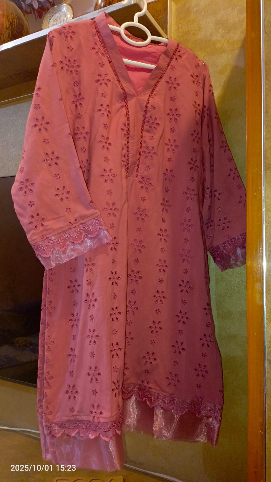 Blossom Beauty – Soft Linen Embroidered Shirt