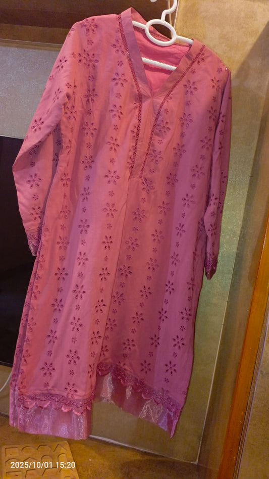 Blossom Beauty – Soft Linen Embroidered Shirt