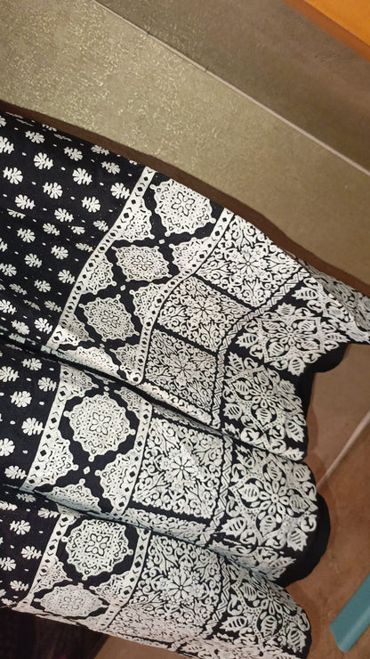 Black end White paste printed long-sleeve Frok